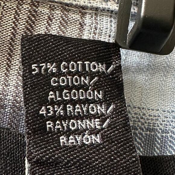 VanHeuse Size L /G Men’s Chambray Short Sleeve  Button  Shirt - Picture 9 of 10